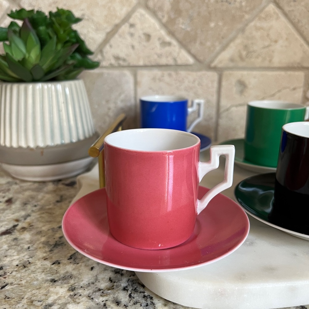 Very Rare Set of 1930's Signed Rudolf Kämpf. Colorful Espresso Fine China Cups - Picture 3 of 12